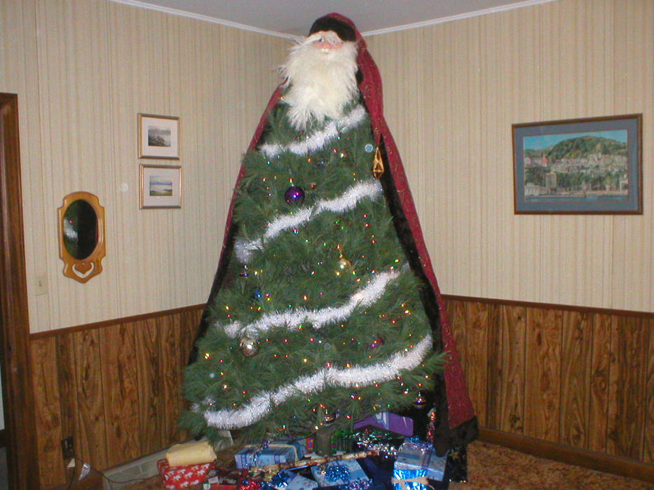 Tree1.jpg (150844 bytes)